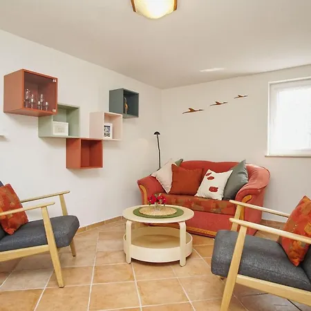 Zentral Aber Ruhig, Terrasse Mit Viel Grün - Strandnahes Luki *