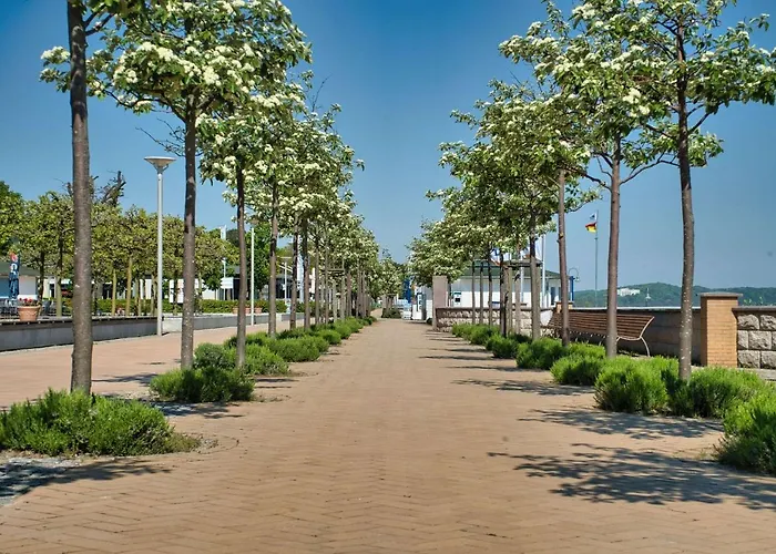 Zentral Aber Ruhig, Terrasse Mit Viel Grün - Strandnahes Luki Ferienhaus