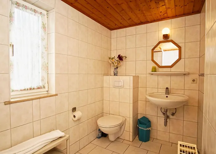 Ferienhaus Zentral Aber Ruhig, Terrasse Mit Viel Grün - Strandnahes Luki *