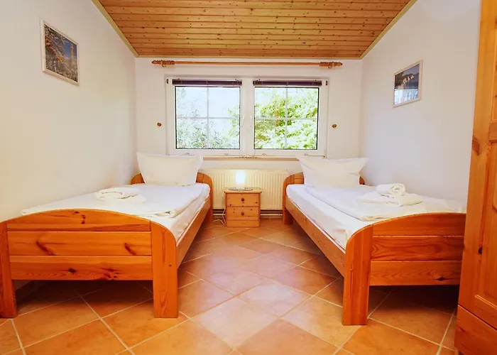 Zentral Aber Ruhig, Terrasse Mit Viel Grün - Strandnahes Luki *